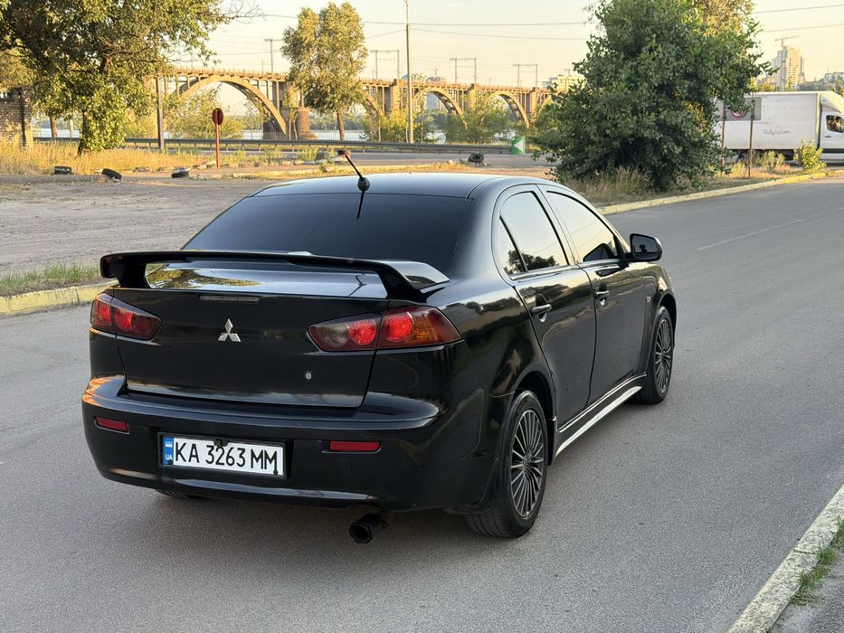ланцер 10 2,0 газ бенз