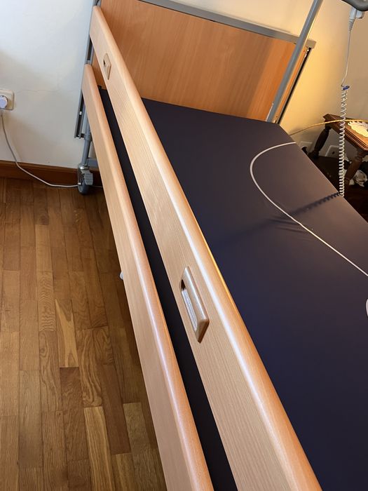 Cama eletrica articulada