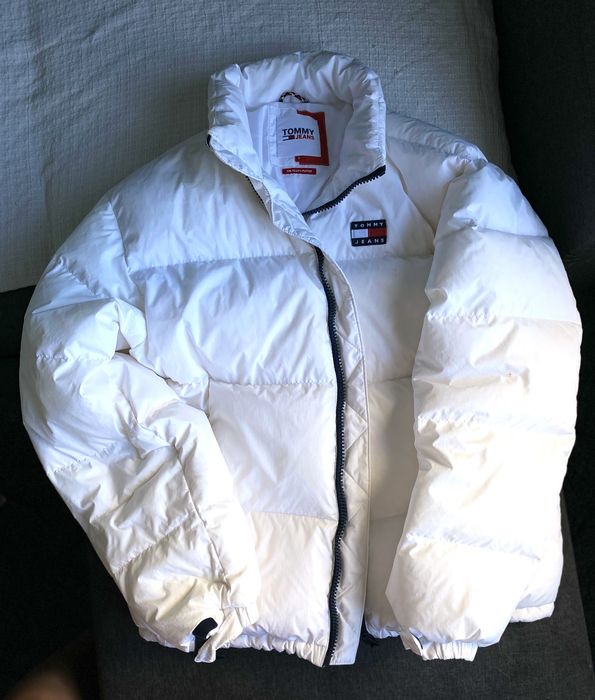 Жіноча зимова куртка Tommy Hilfiger (L)