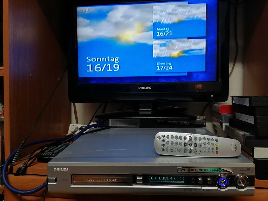 Nagrywarka PHILIPS HDRW 720 DVD Recorder/HDD 80GB Pilot