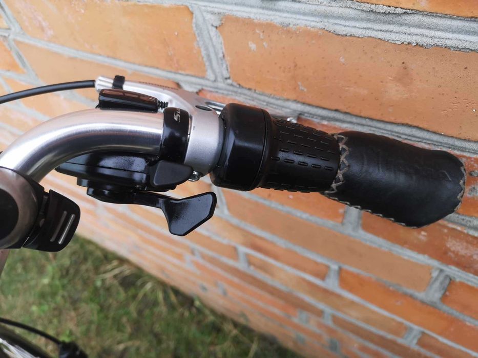 Rower damski holenderski ze wspomaganiem elektrycznym KOGA