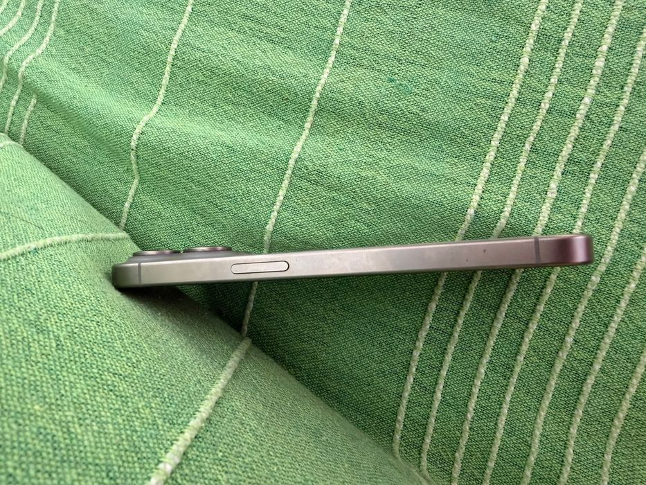 Iphone 15 pro 128gb