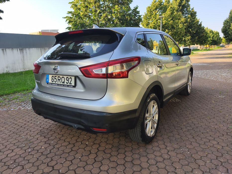 Nissan Qashqai 1.6 dCi 130cv Acenta 4x2 ou 4x4 (2016)