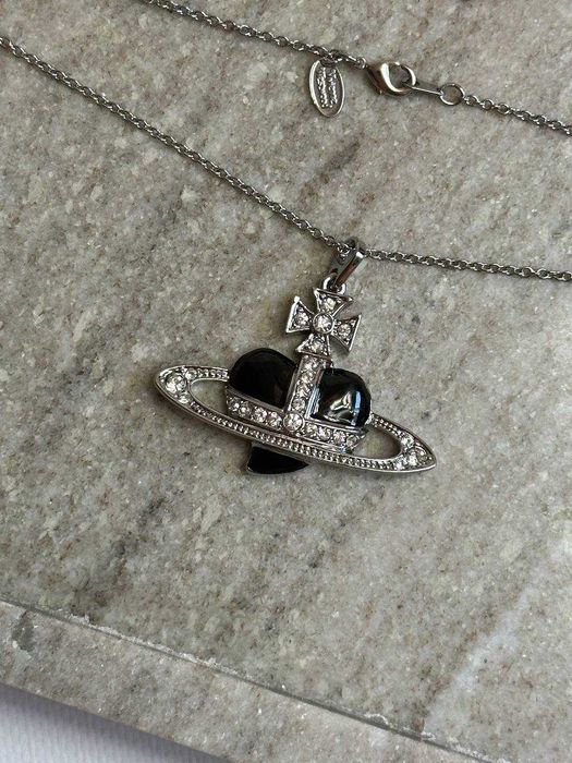 Vivienne Westwood Black Heart Saturn Necklace кулон підвіска