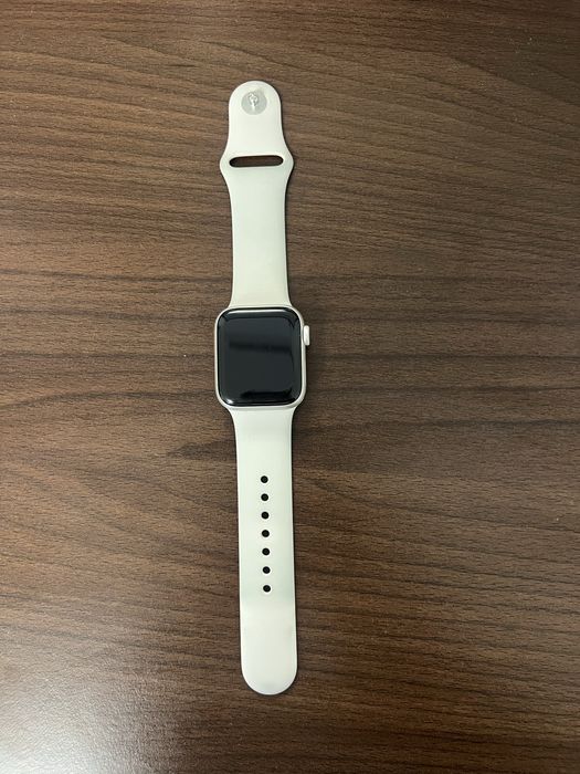 Apple Watch SE (2nd gen) 40mm, Starlight