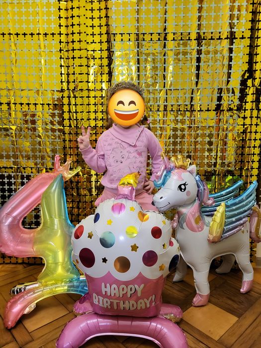 Кульки на день народження, святкова штора,цифра 4, єдиноріг