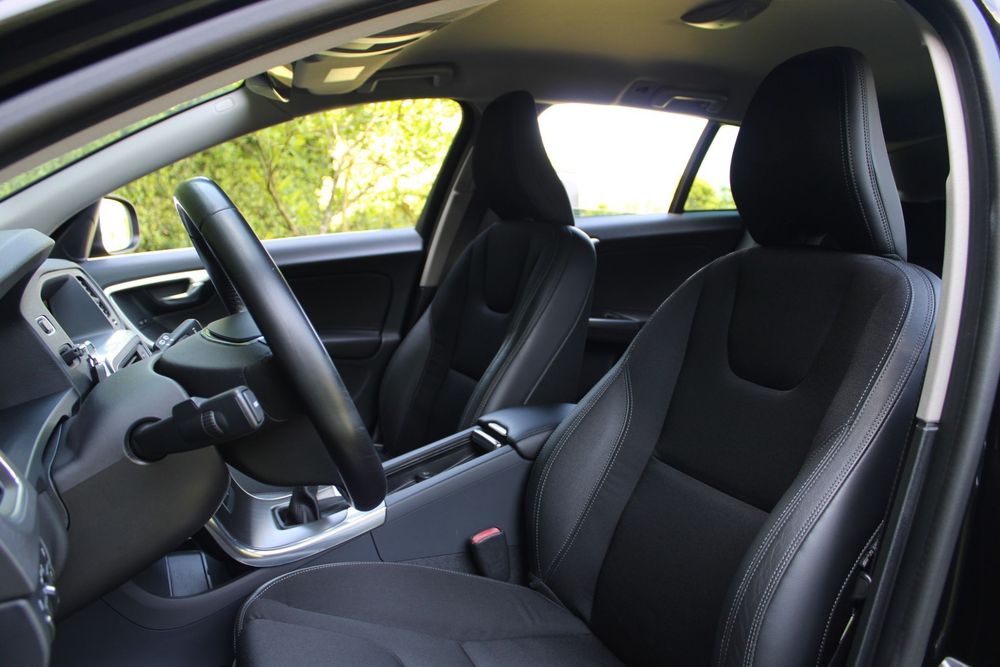 Volvo V60 1.6 D2 Momentum Eco