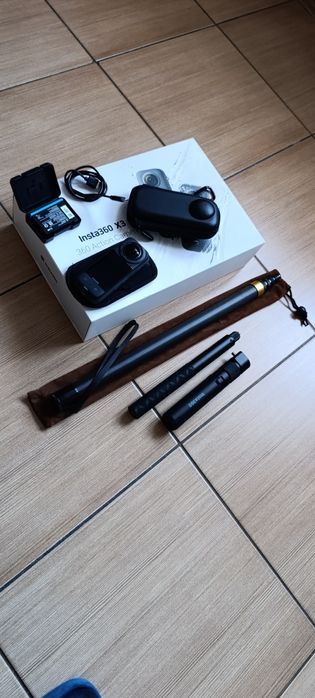 Insta360 X3. Zestaw Creator Kit+ dodatkowe akcesoria