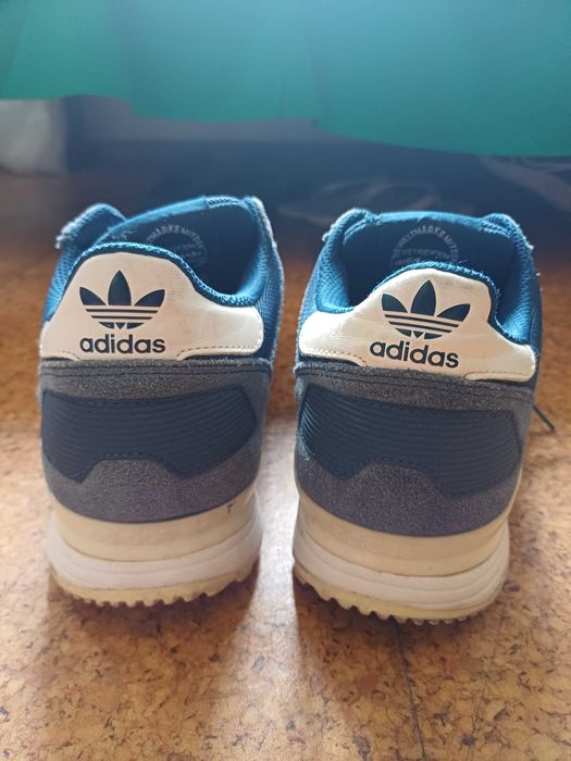 Sapatilhas Adidas ZX700