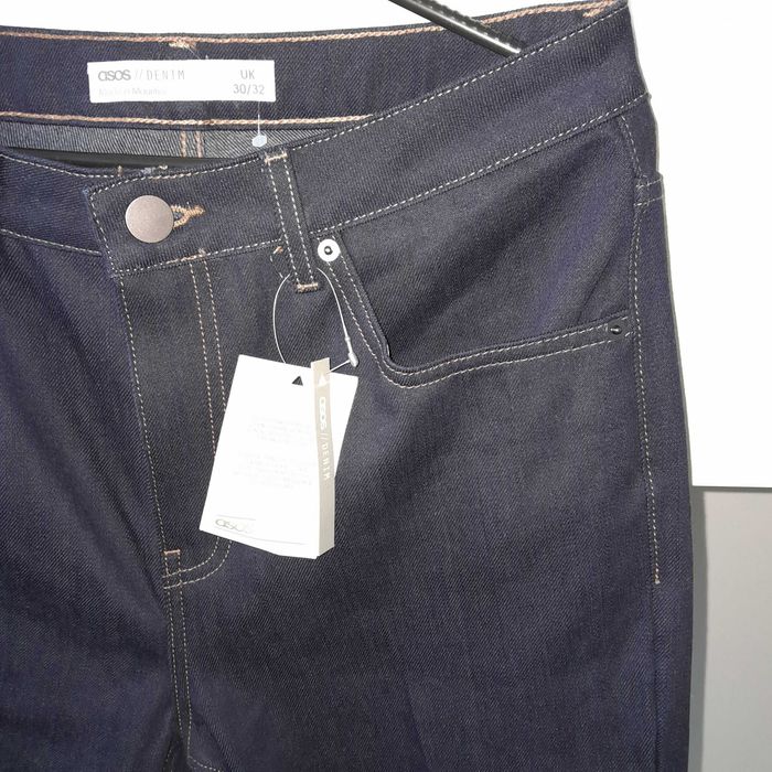 Granatowe spodnie jeansowe szwedy Asos 30/32 nowe kant