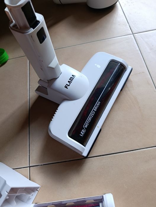 Aspirador vertical Flama