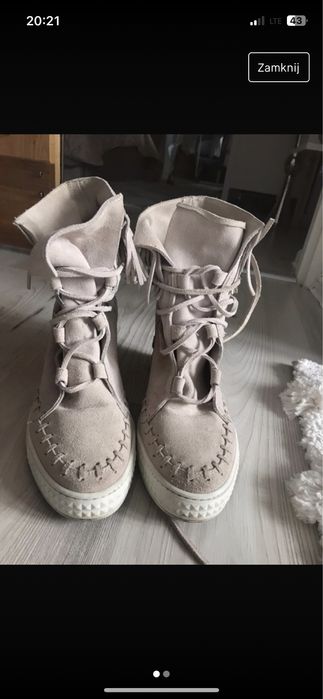 Botki na platformie Casadei skora zamszowa rozmiar 39/40