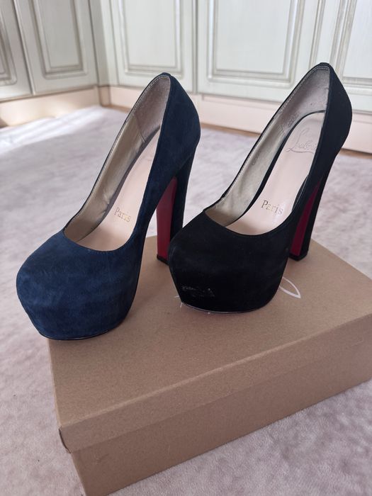 Туфлі C. LOUBOUTIN 37 розмір