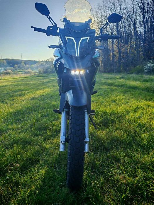Geon ADX 250  (On road)