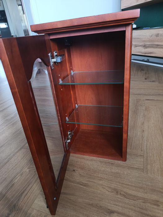 Szafka wisząca łazienkowa