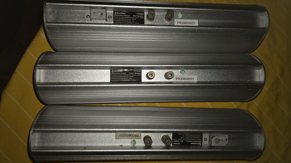 5 colunas som Firstline 120W