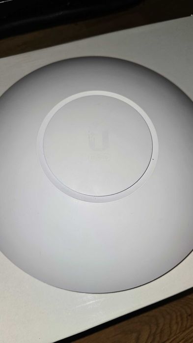 Access point Unifi U6-LR