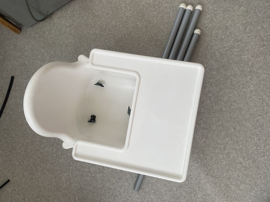 Стільчик для годування