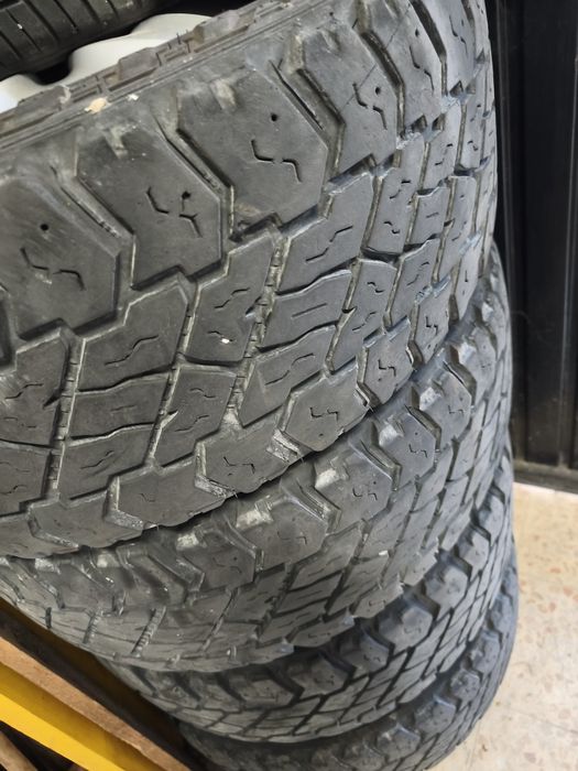 Jantes 18 Porsche Cayenne com pneus OFF ROAD