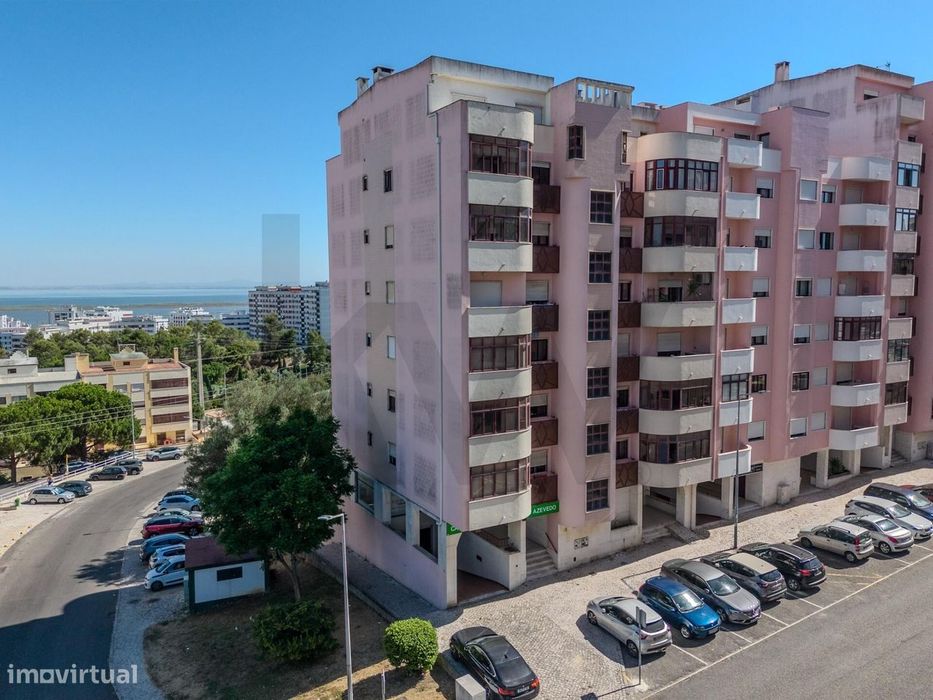 T2 remodelado com vistas únicas sobre o Rio Tejo e a Serra - Póvoa de