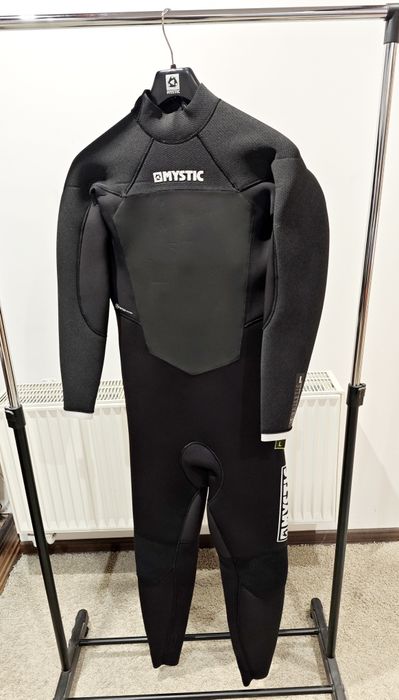 Pianka neoprenowa 4/3 Mystic Majestic
