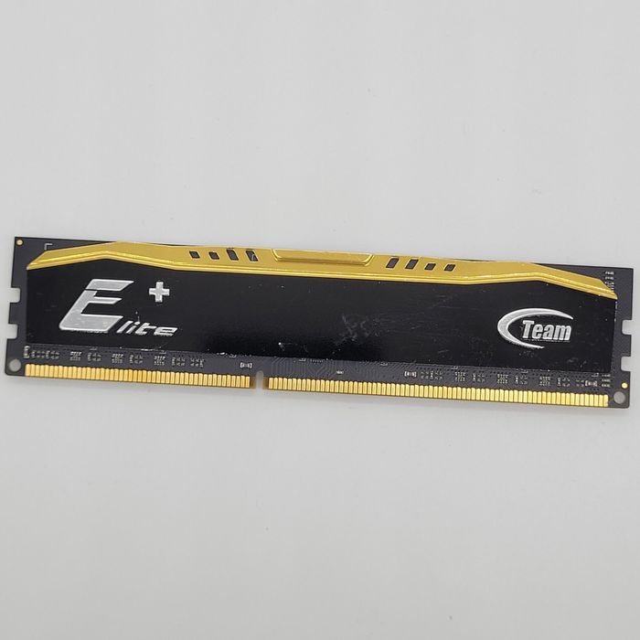 Оперативная память Team Elite+ DDR3 8Gb 1600MHz PC3-12800U 2R8 CL11