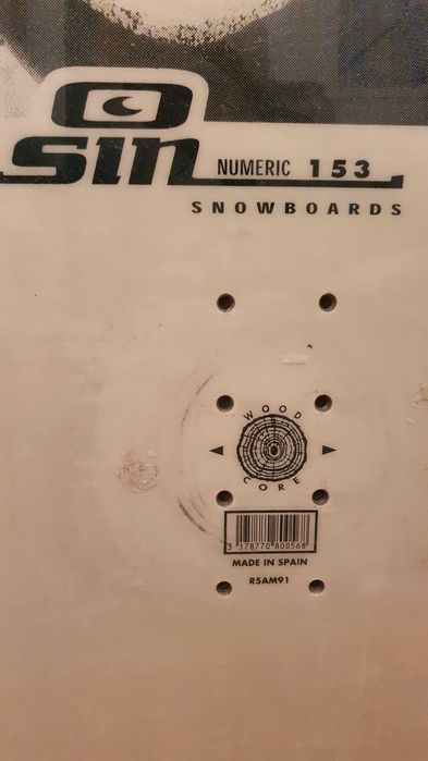 Snowboard SIN, 153, wood core