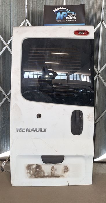 Porta tras esq Renaut Trafic 2010