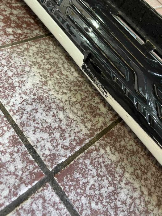 Левая подножка порог Infiniti QX56/QX80 Nissan Patrol/Armada Y62