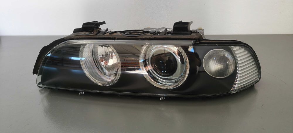 Lampa Przod Xenon Bmw 5 E39 Lift Hella 00-04r Europa