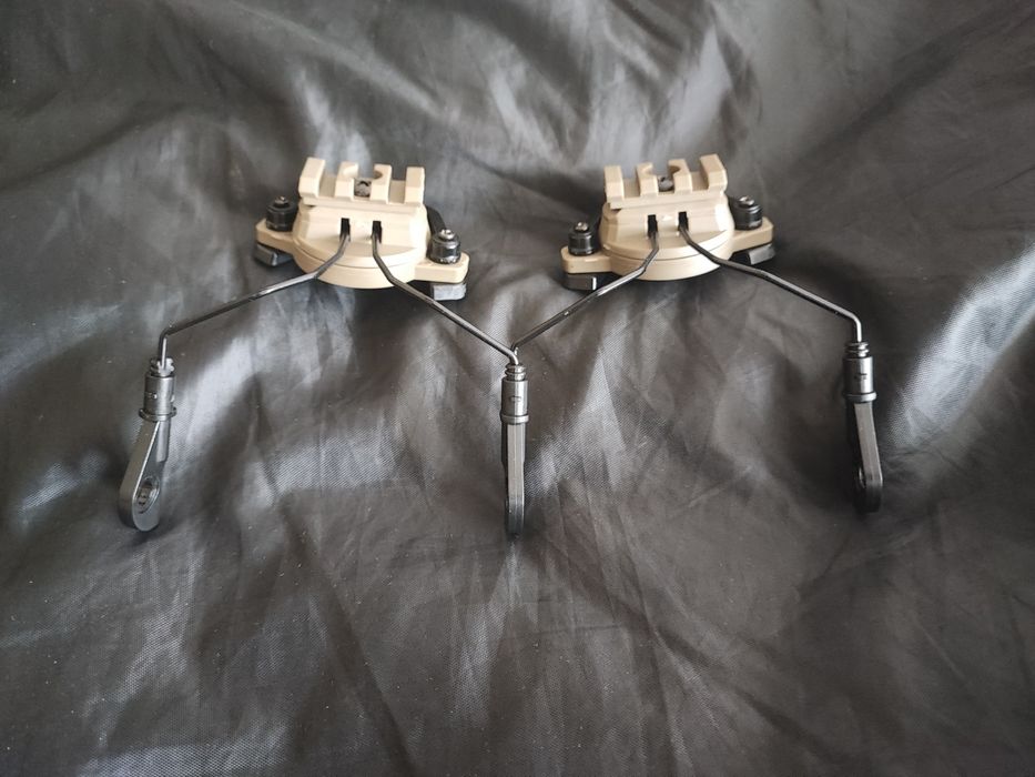 Адаптер кріплення на шолом