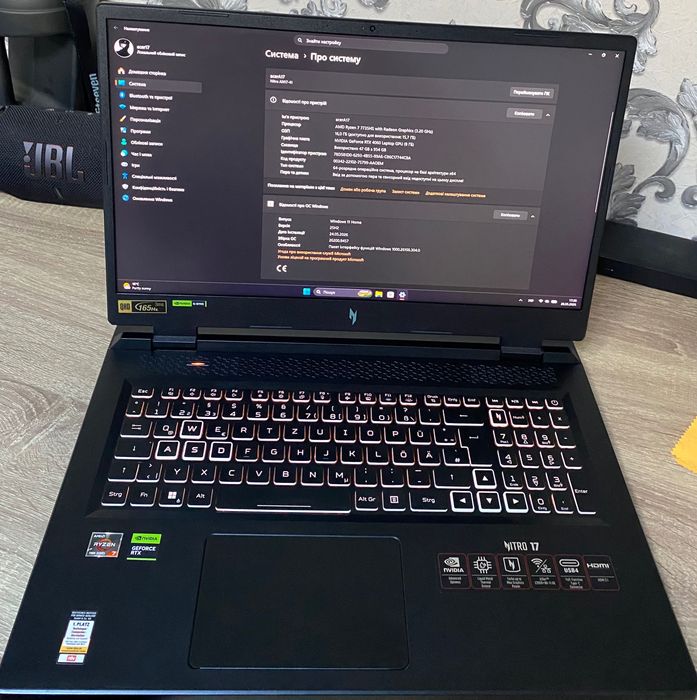 Acer Nitro 17 / Nitro V 17 (Ryzen 7 7735HS / RTX 4060 / 16GB / 1TB SSD)