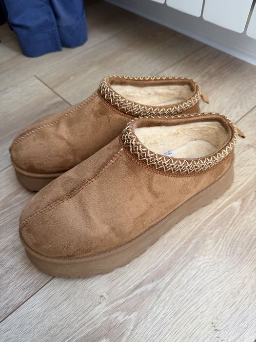Ugg взуття зимове весняне жіноче черевики 26 см