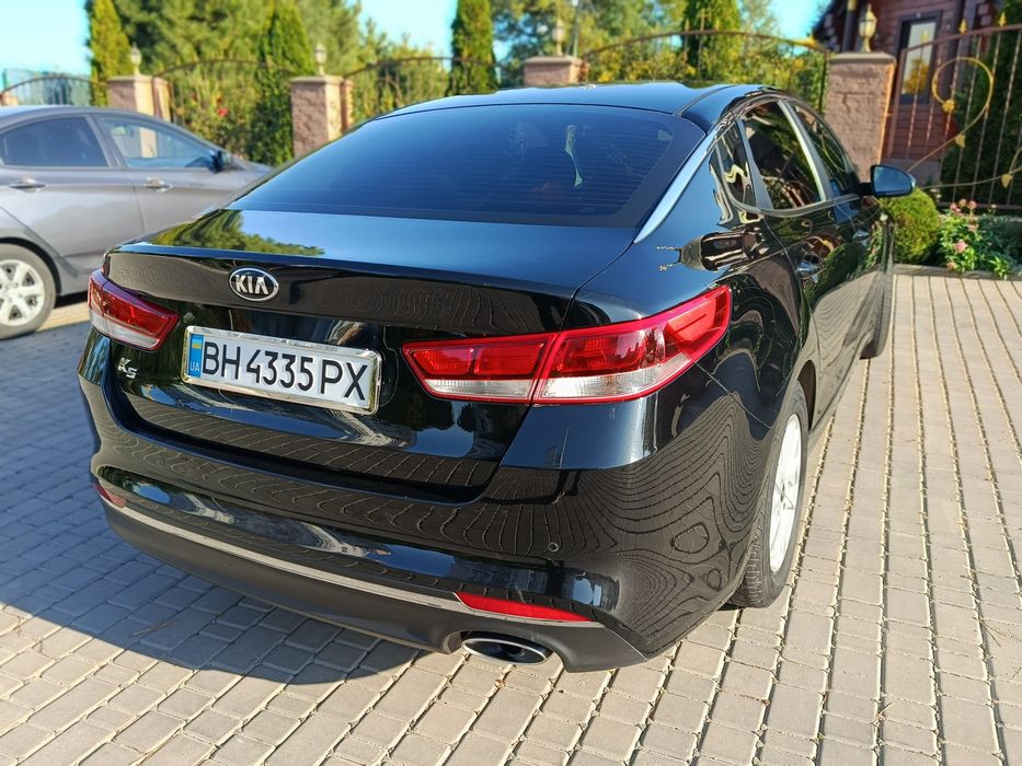 Авто KIA K5 2016 газ