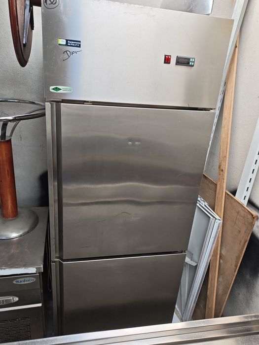 Frigorífico / Armário de Frio Industrial em Inox (2 Portas)