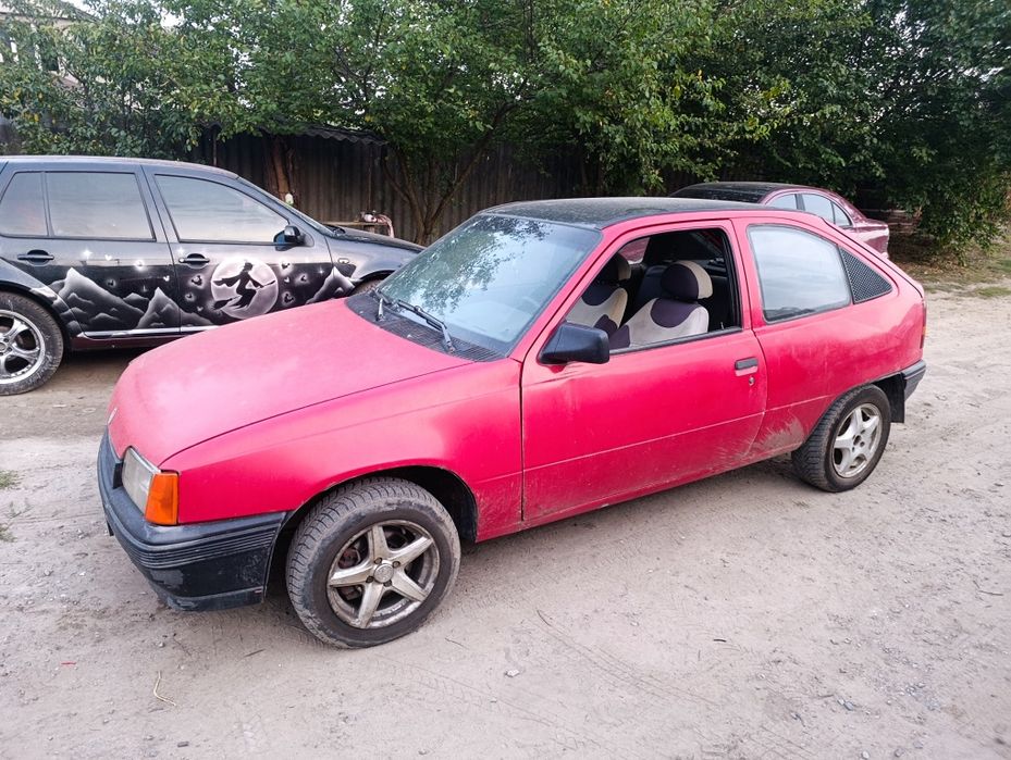 Opel Kadett — 1.5 шеснарь, автомат