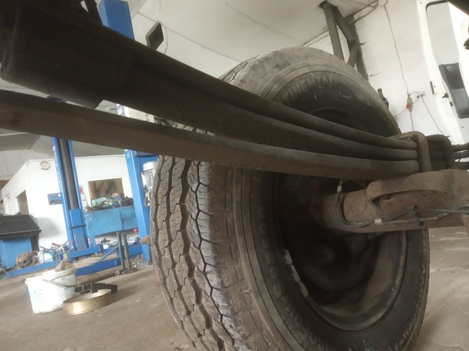 Ford Transit MK 6 i MK 7(00-13)Resor 3-piórowy