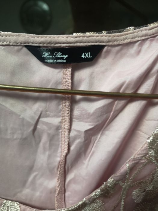 Sukienka pudrowy róż 4XLNowa