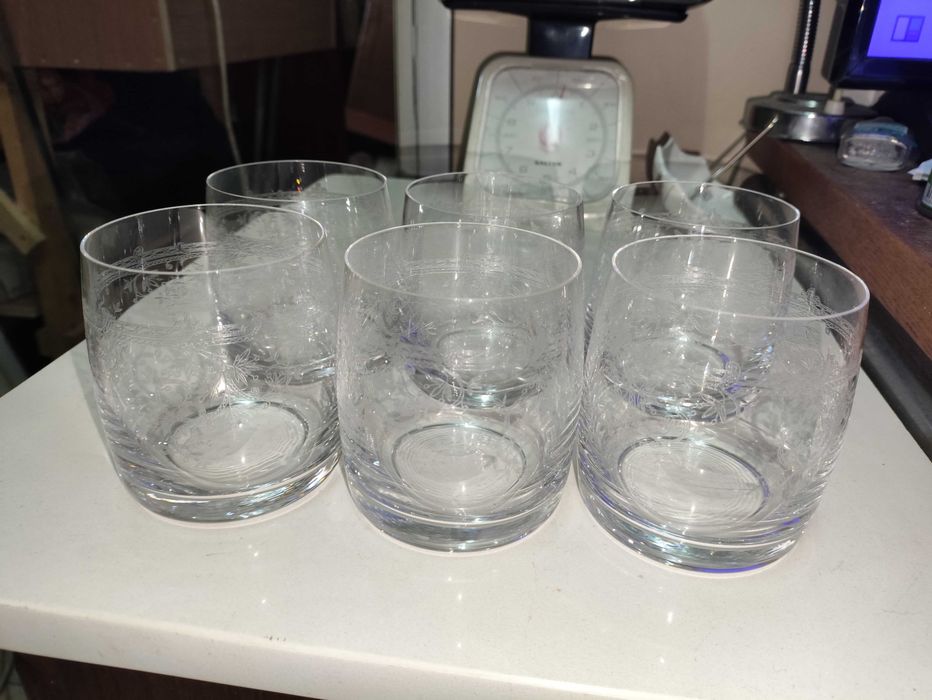 6 Antigos Vintage copos de Cristal gravado