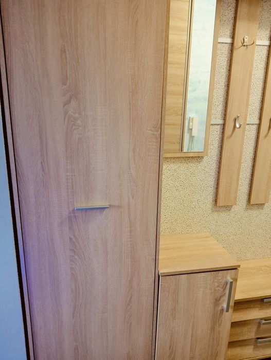 Zestaw mebli do przedpokoju