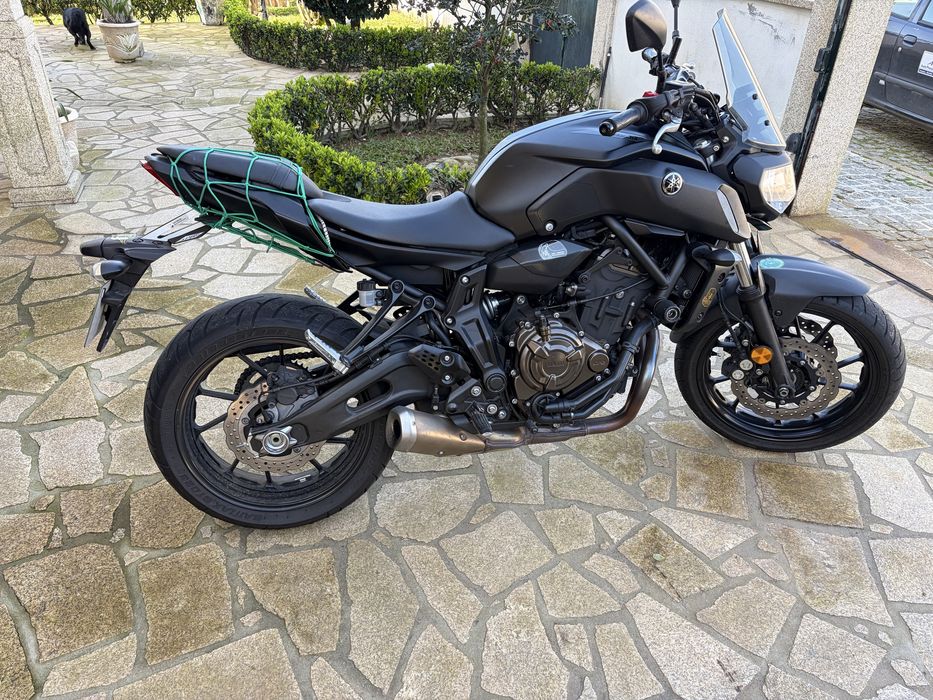 Yamaha MT07 - Irrepreensivel