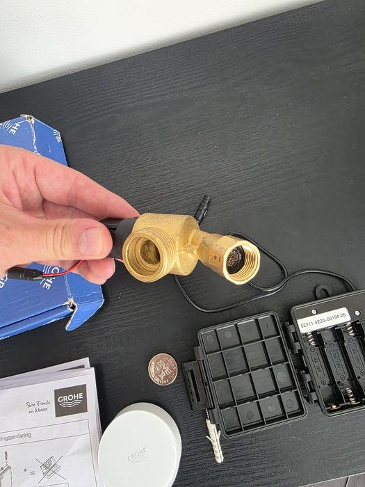 GROHE Switch bezprzewodowy zawór odcinający / przełącznik wody 40402000