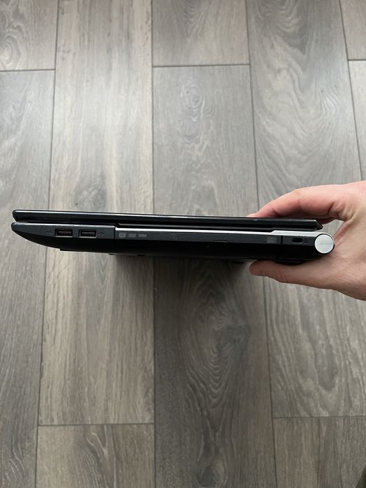 Ноутбук Acer Aspire V3-551G