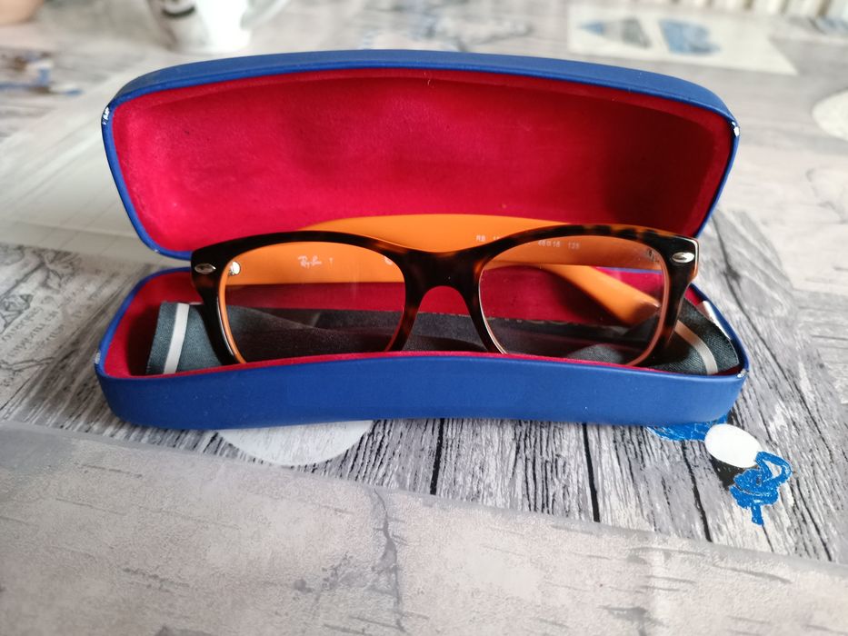 Jak nowe oprawki dziecięce Ray Ban Ray ban korekcyjne z etui junior