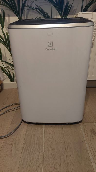 Klimatyzacja Elektrolux EXP34U338CW komplet