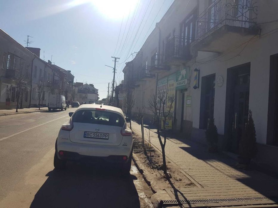 нежитлове приміщення м. Кам'янка-Бузька (центр)