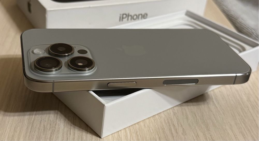 iPhone 15 Pro 128gb Natural Titanium Neverlock