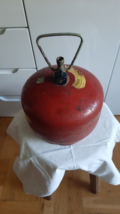 Turystyczna butla gazowa 2 kg.