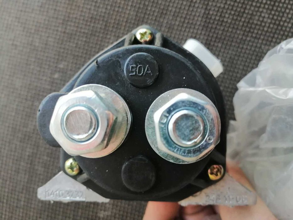 выключатель массы тока автомобиля Камаз Урал МАЗ Краз 24 в