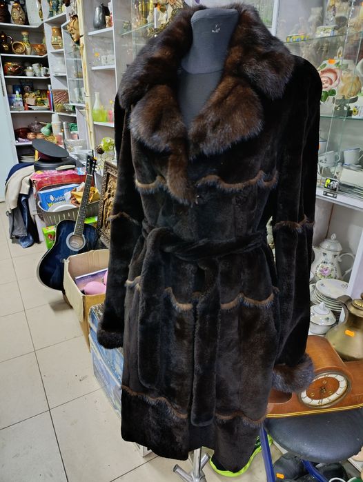 Шуба зі стриженого бобра,з норкою